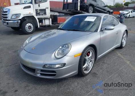 2007 Porsche 911 Carrera 4S/Carrera S z USA, uszkodzony, nr VIN WP0AB29967S732952